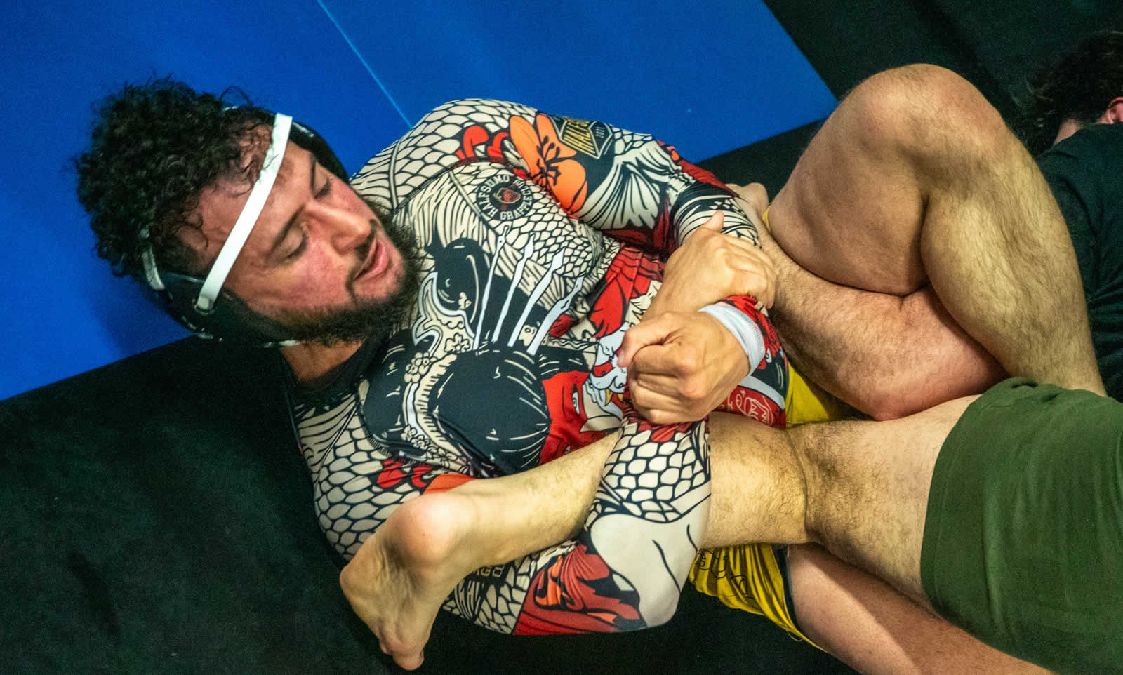 Think Fast, Move Right